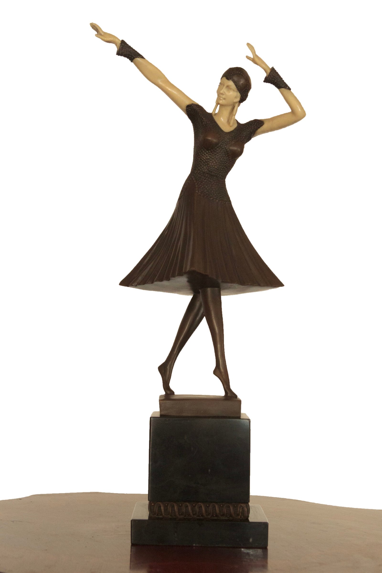 Statue by D.Hchibacus