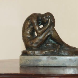 Statue by Andriassy Kurto